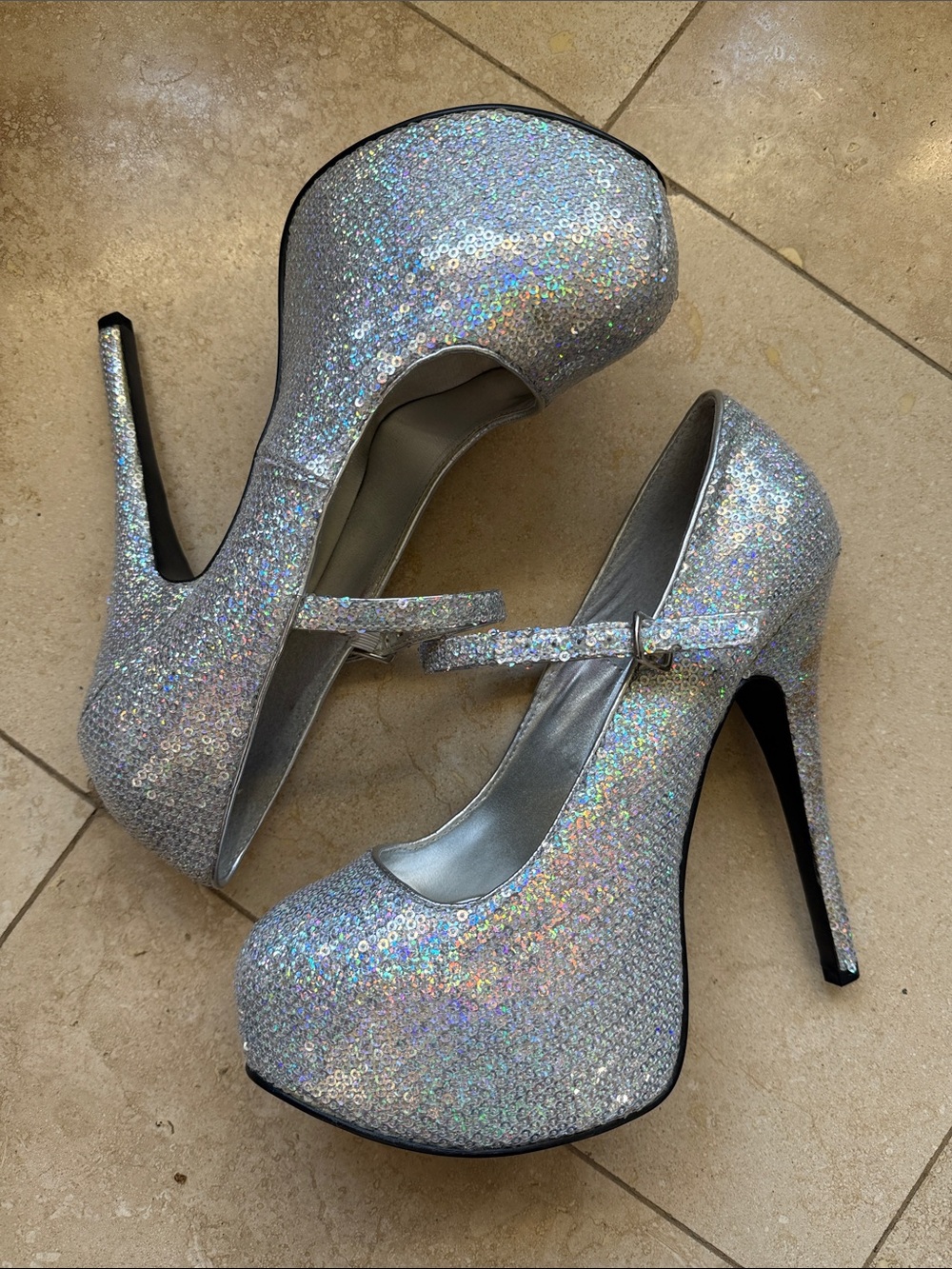 Bordello Silver Holographic Sequin Platform Heels Size 8